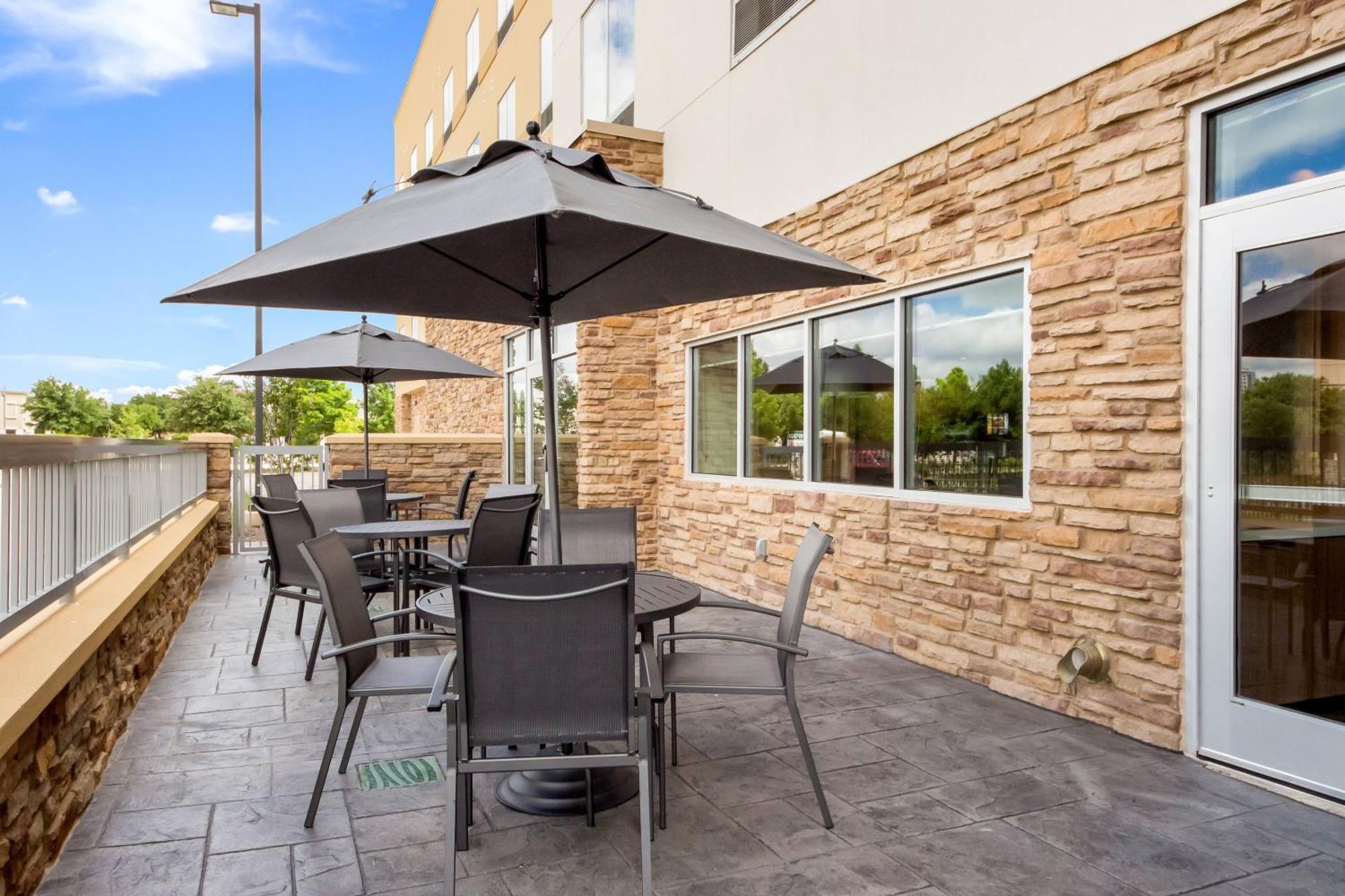 Fairfield Inn & Suites By Marriott Dallas Plano/Frisco Exterior foto